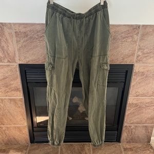 7 for all mankind cargo joggers